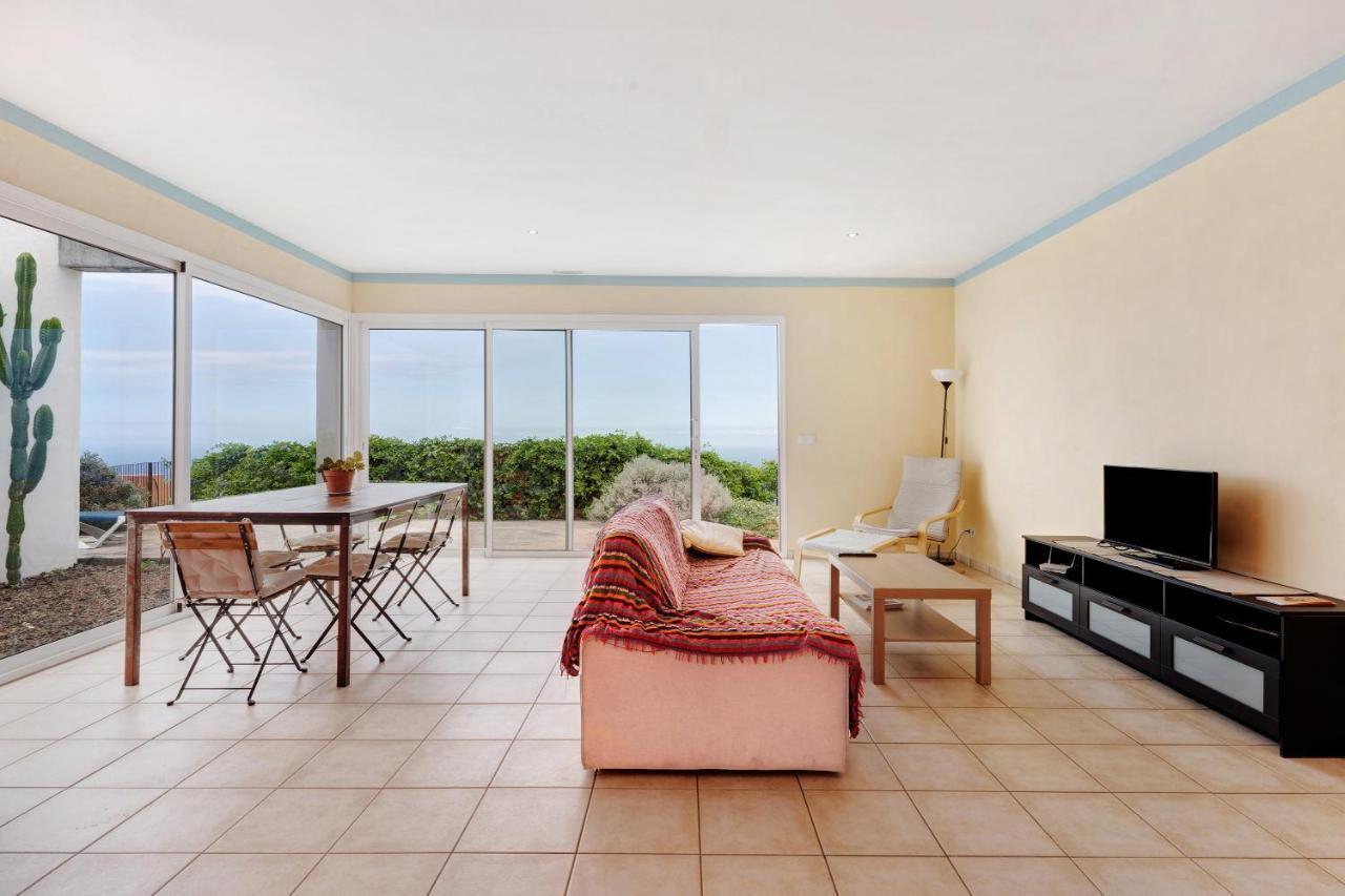 הוילה טיחראפה Casa Sirius מראה חיצוני תמונה