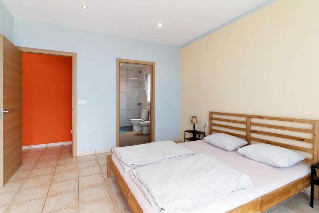 הוילה טיחראפה Casa Sirius מראה חיצוני תמונה